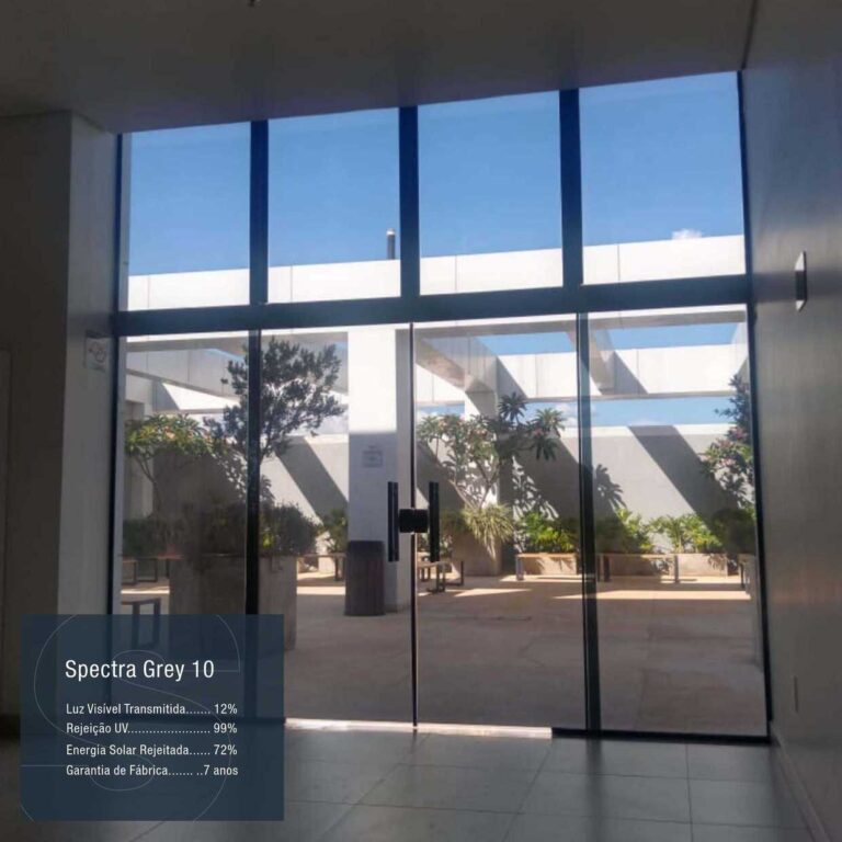 Spectra Grey 10 - Interna